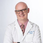 Michael Brown është një farmacist klinik i specializuar në psikiatri dhe pronar i Sunshine Nutraceuticals. Ai gjithashtu shkruan një postim të përjavshëm në blog mbi jetesën e lumtur dhe të shëndetshme në www.sunshineNTC.com.